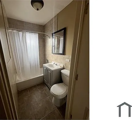 4953 W Walton St — Photo 14