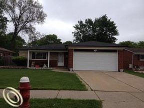 2nd image of 29362 Van Laan Dr