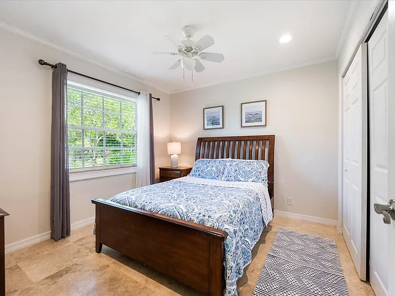13889 Geranium Pl — Photo 17