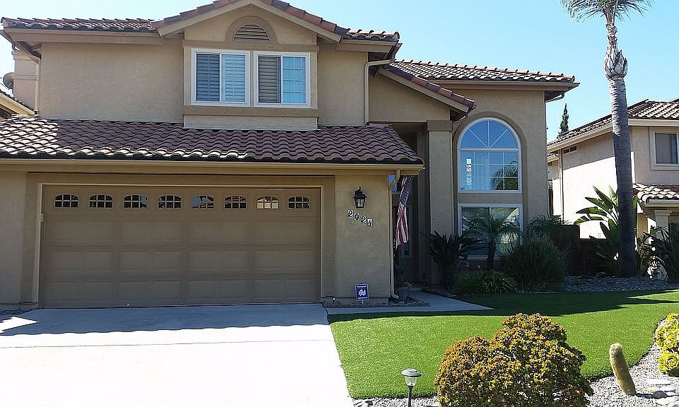 All updated, GREAT YARD!