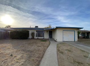 637 N Sycamore Dr, Dinuba, CA