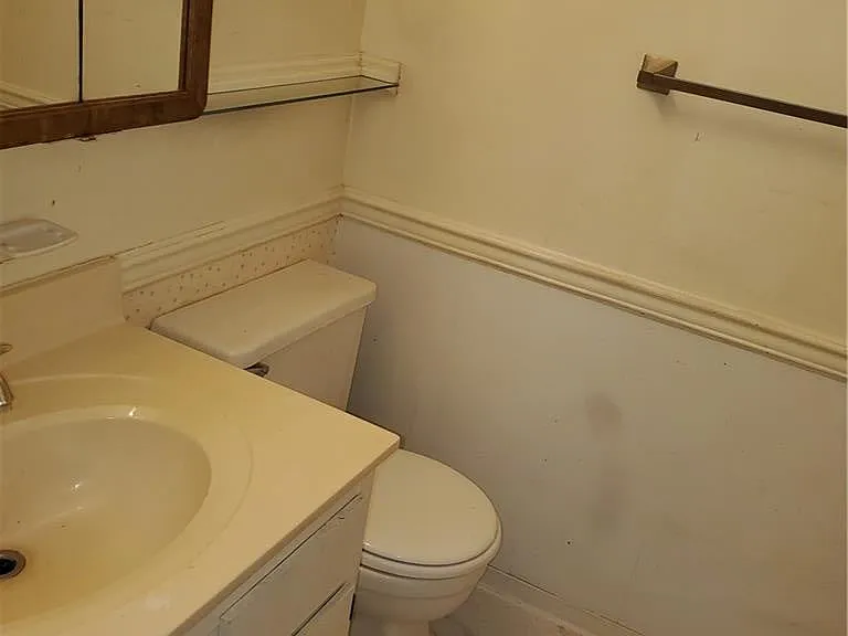 953 Dallas Ct — Photo 20