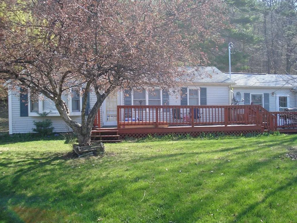 225 Bean Rd — Photo 1