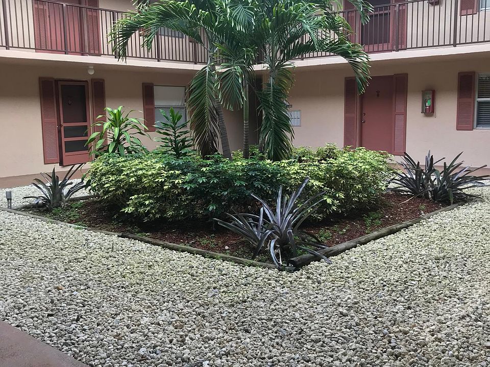 1st image of 11207 N Kendall Dr APT A117