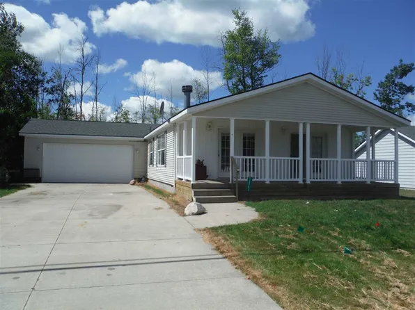 13061 W Shore Dr, Houghton Lake, MI 48629