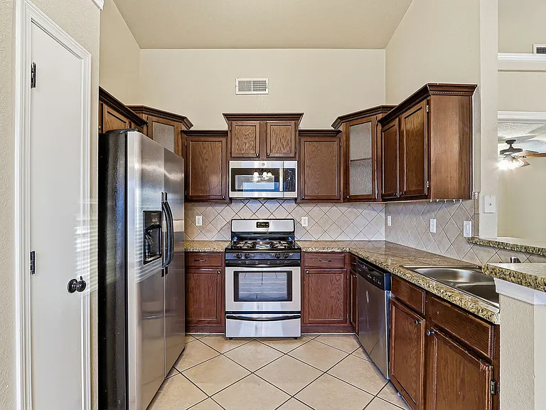 732 Desert Sage Dr — Photo 16