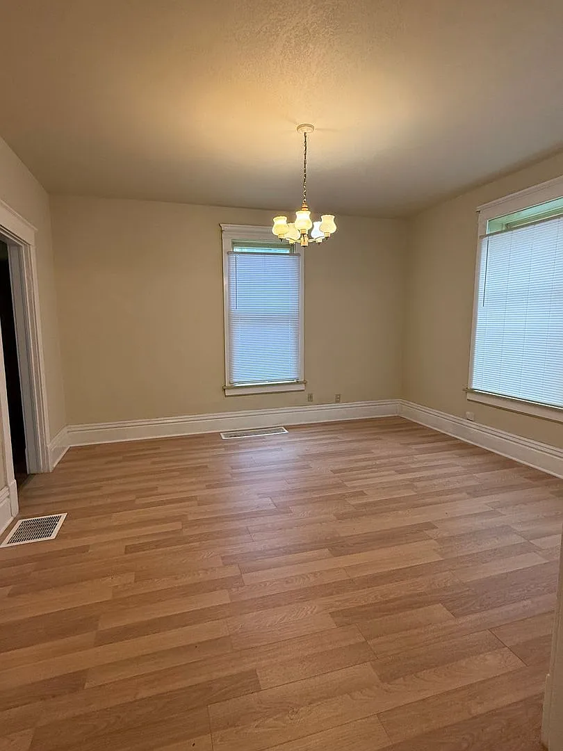 Single Family Home — Photo 4
