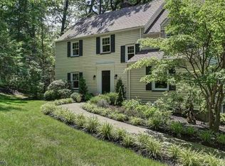 182 Oaks Rd, Millington, NJ 07946