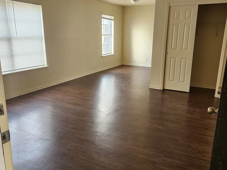 Casa Del Rey Apartments — Photo 19