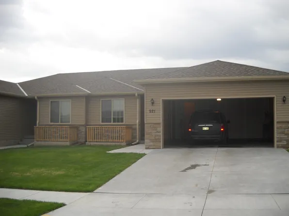 835 Palmetto Ln, Lincoln, NE 68521