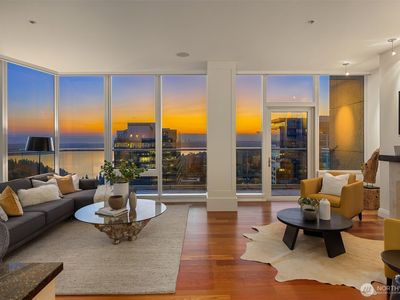 500 106th Avenue NE #4105, Bellevue, WA, 98004