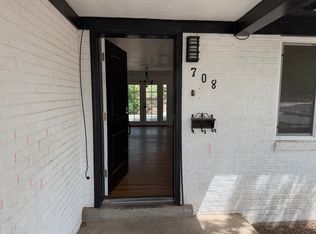 708 Cardenas Dr NE, Albuquerque, NM 87108