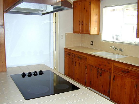 Kitchen glass cook top