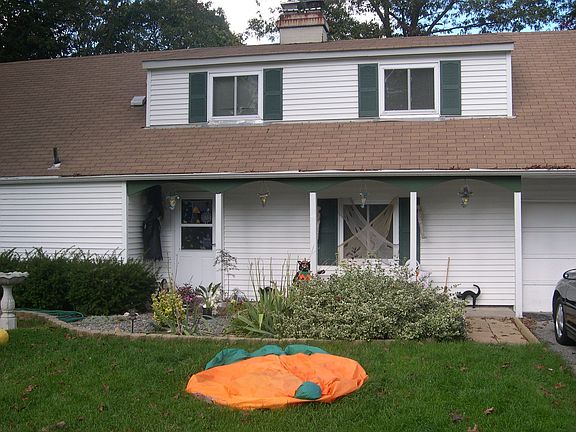 Front of House w/new landscaping