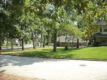 4th image of 13517 Hidden Valley Dr