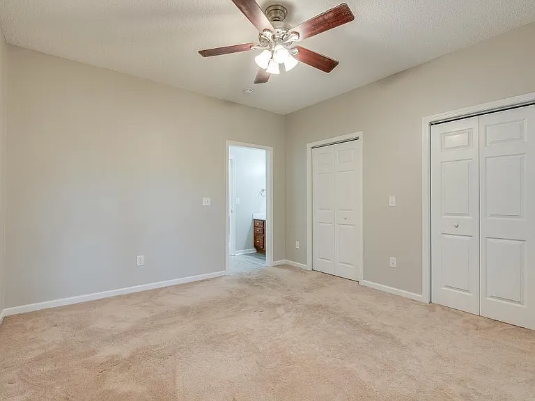 176 S Austin Springs Rd — Photo 21