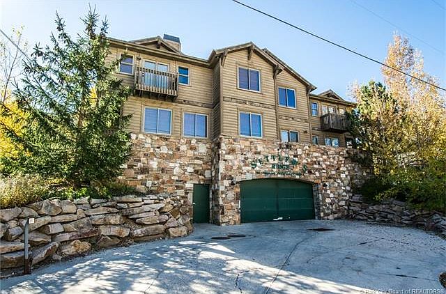 1st image of 564 Deer Valley Dr #1