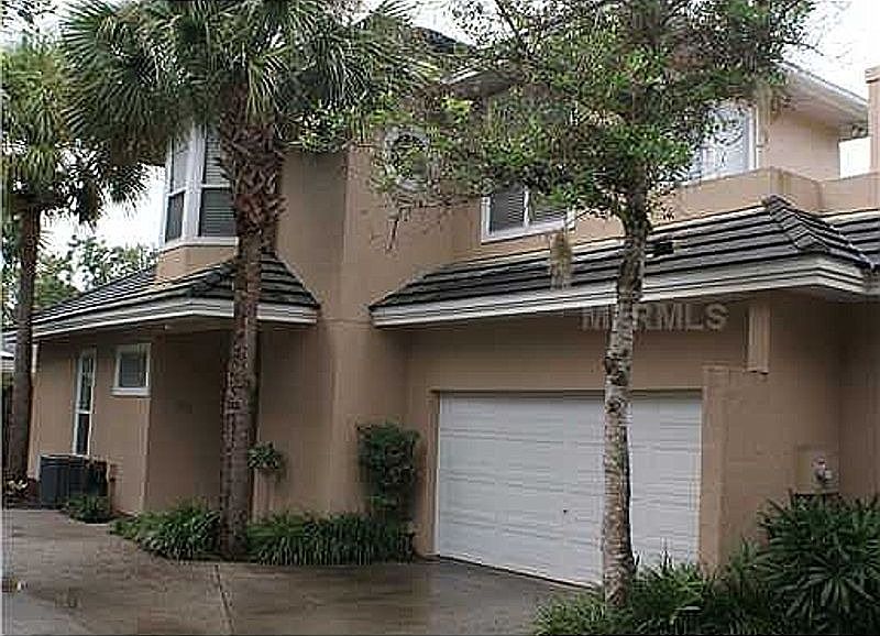 1st image of 972 Aragon Ave