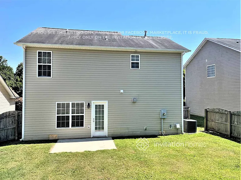 942 Ramsgate Dr SW — Photo 17