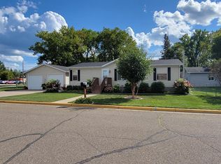 812 Poplar St, Crosby, MN 56441