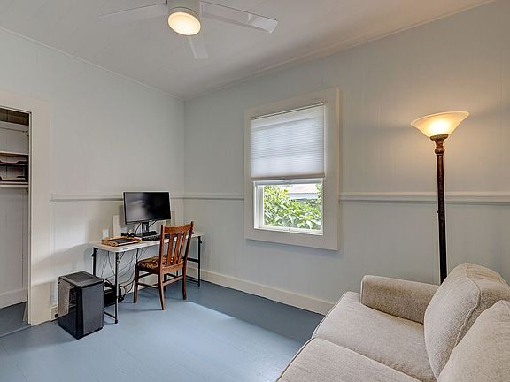 2nd image of 438A Wainaku Ave