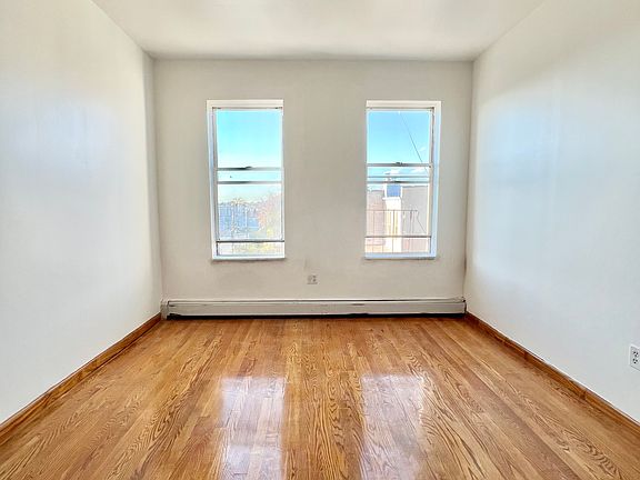 4th image of 811O 17th Ave #3