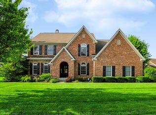 8765 Lily Ct, Zionsville, IN 46077