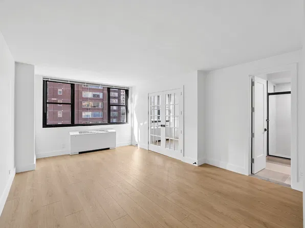 315 West 57th Street image 1 of 26