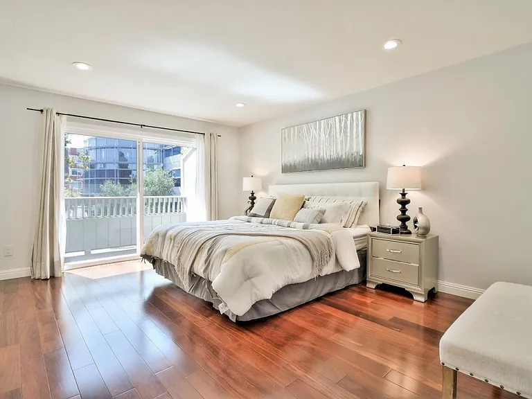 647 Garland Ave — Photo 6