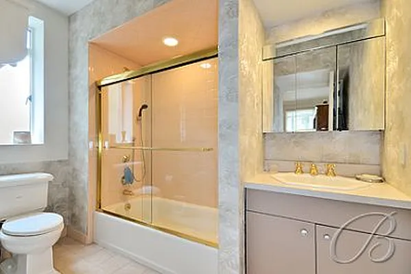 Rented by Bellmarc Realty | media 19