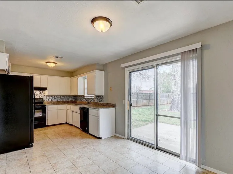 347 W Cedar Dr — Photo 6
