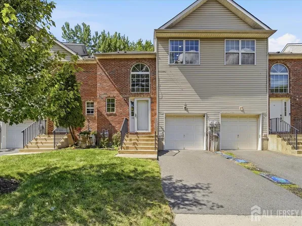 130 Orchid Ln, Ewing, NJ 08638