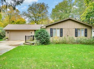 44 Apple Glen Rd, Long Lake, MN 55356