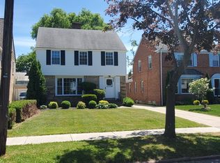 3878 Bushnell Rd, University Heights, OH 44118