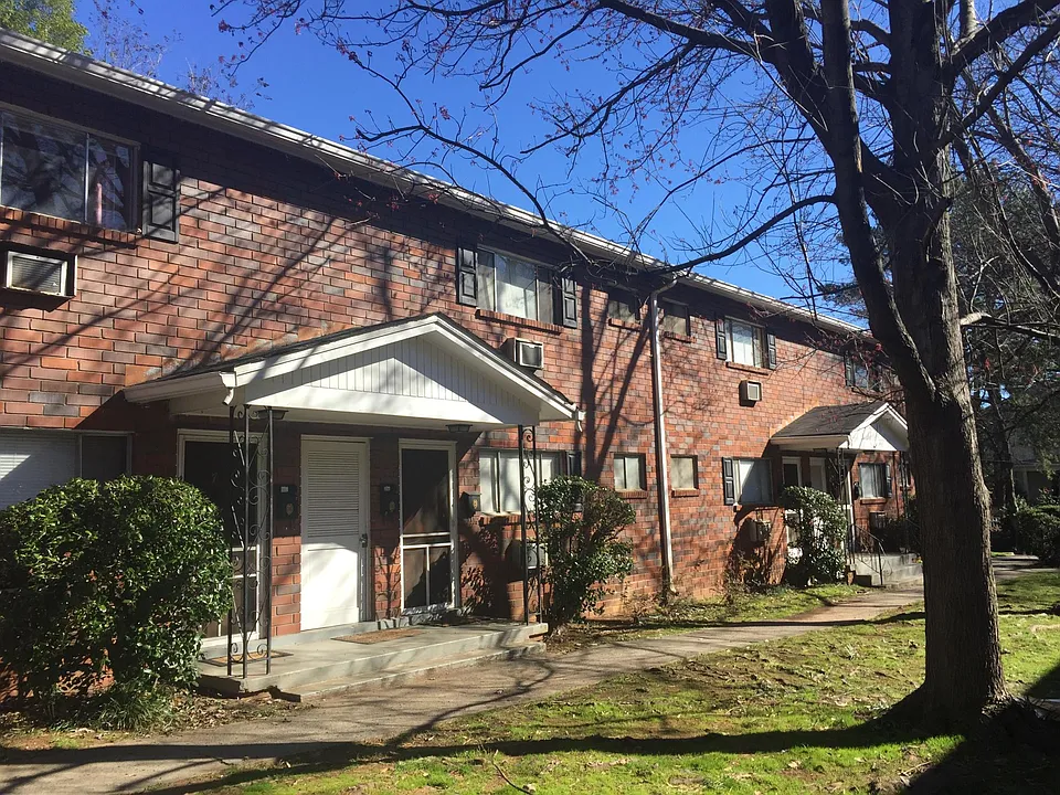 770 Myrtle St NE #11