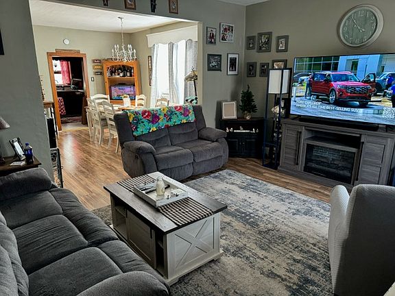 living dining room with Laminate flooring