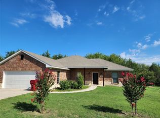 1246 McKinney St, Van Alstyne, TX 75495