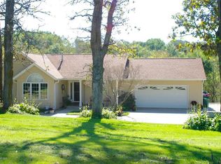 636 75th St NW, Rochester, MN 55901