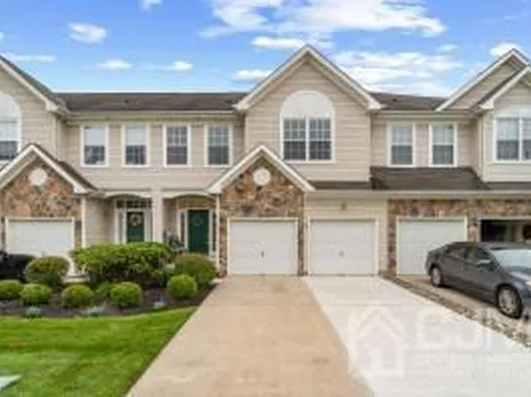 20 Spyglass Ct, Westampton, NJ 08060