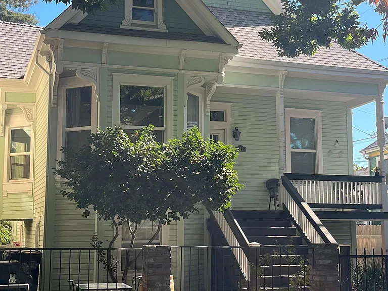 515 15th St #LOWER — Photo 2