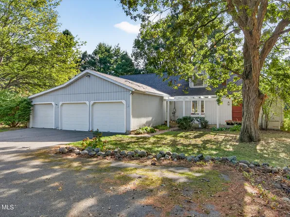 539 Randall Road, Ballston Spa, NY 12020