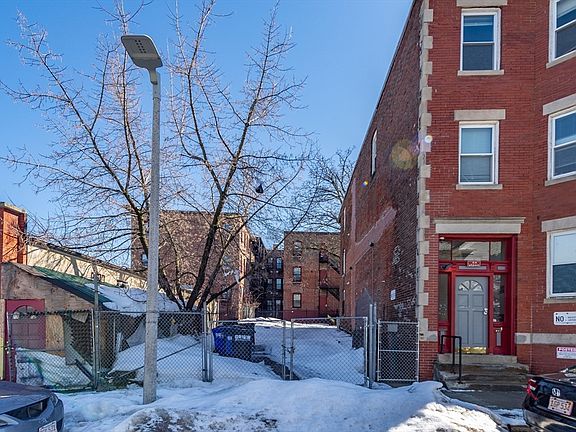 3rd image of 4-4A Weld Ave