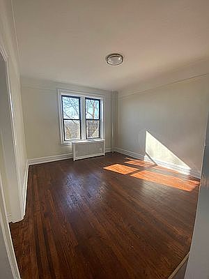 2nd image of 83-64 Talbot St #5C