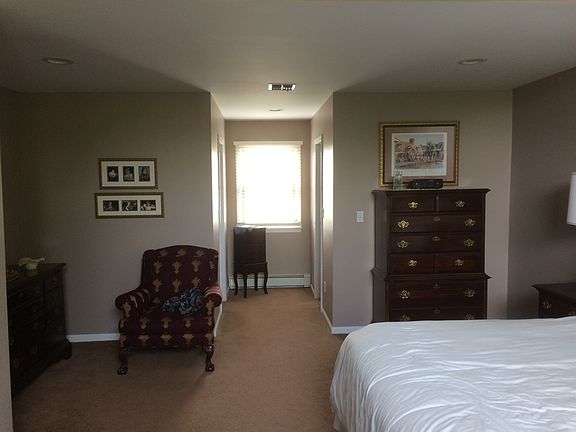 5th image of 88 S Millpage Dr