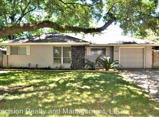 2307 Bron Holly Dr, Houston, TX 77018