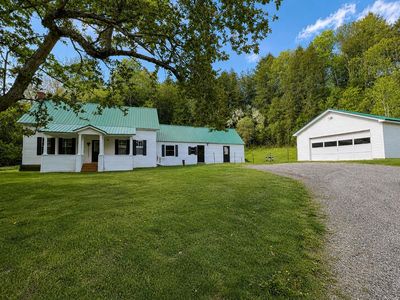 704 South Wheelock Road, Lyndonville, VT, 05851