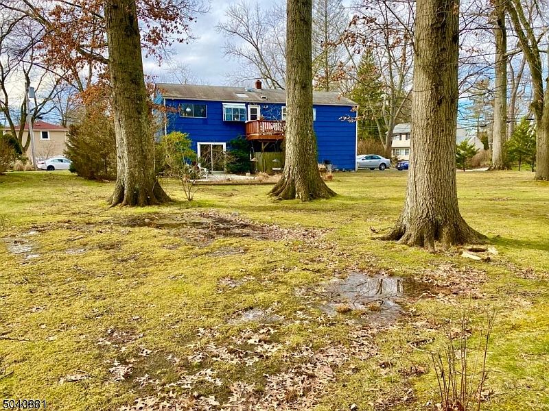 2nd image of 22 Arlington Dr