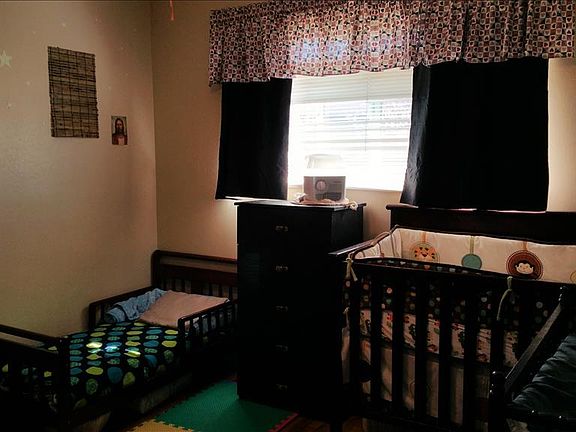 2nd image of 1540 Riviera Dr