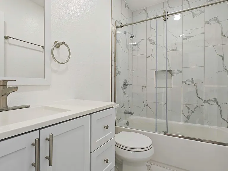 1626 Riverside Dr — Photo 25