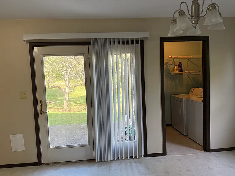 915 Southgate Dr #19 — Photo 5